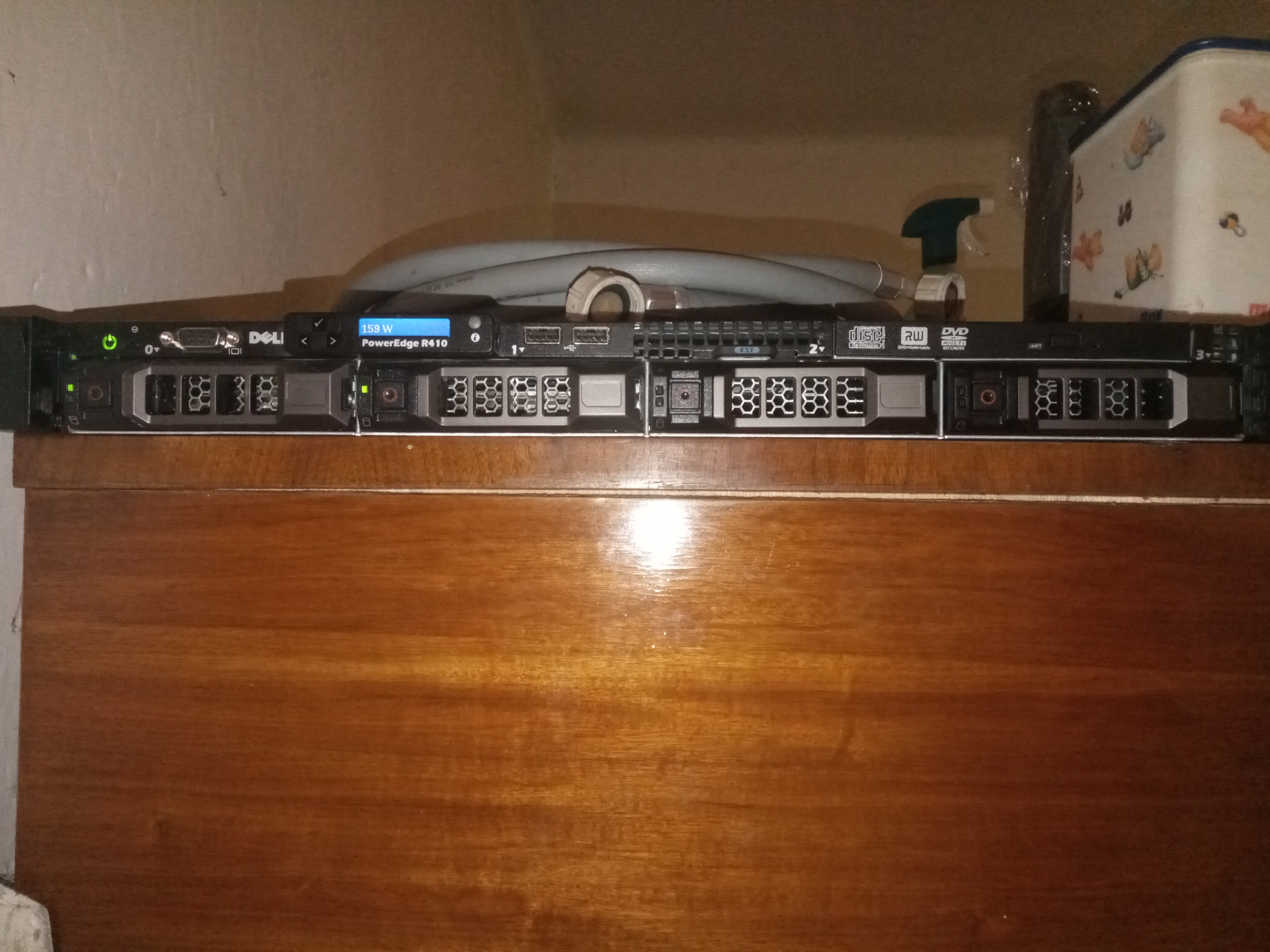 Server4